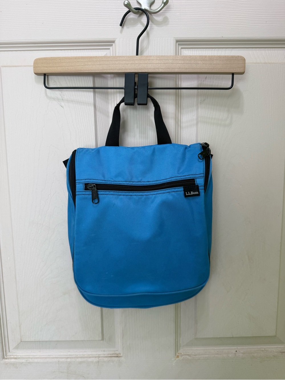 L.L. Bean Blue Hanging Cosmetic Travel Pouch